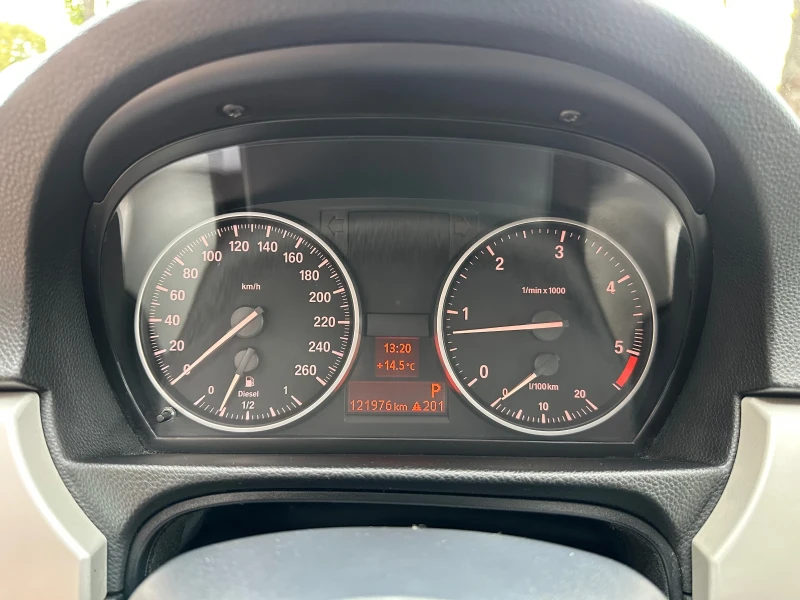 BMW 320 d Facelift , снимка 7 - Автомобили и джипове - 52018268