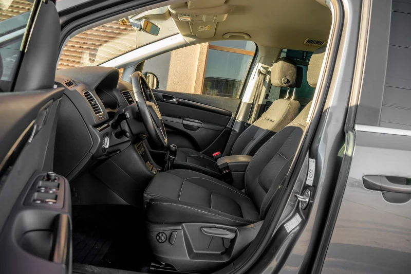 Seat Alhambra 2.0TDI-150, FACE LIFT, 7 МЕСТЕН, снимка 13 - Автомобили и джипове - 52668498