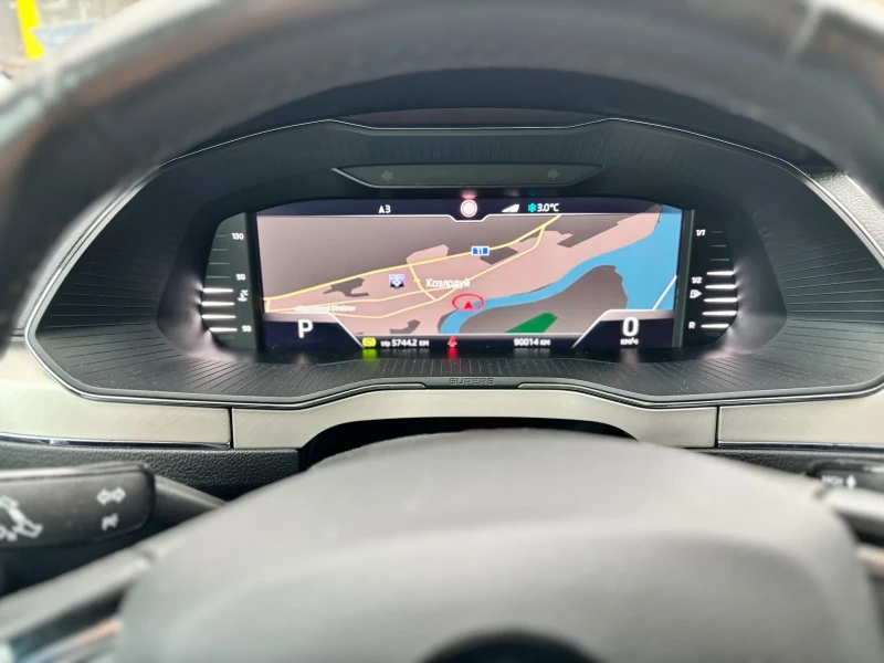 Skoda Superb L&K, снимка 10 - Автомобили и джипове - 52623262