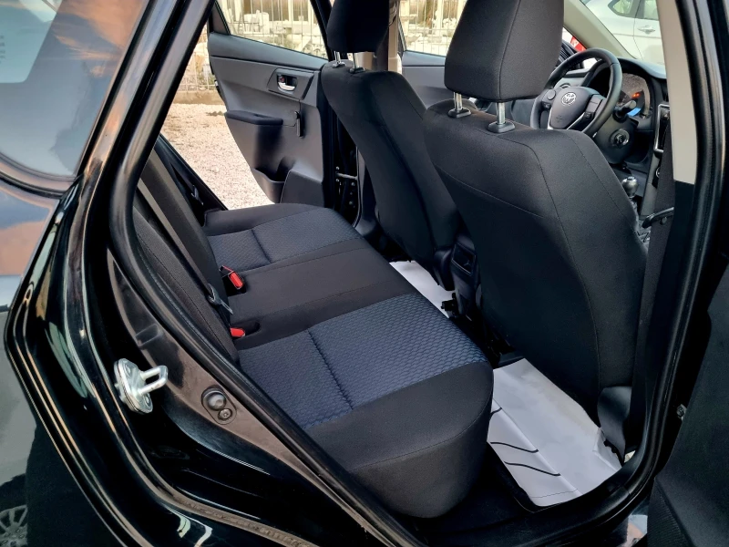 Toyota Auris 1.3VVT-i 99ks. 6 скорости, Климатроник, снимка 14 - Автомобили и джипове - 52904422