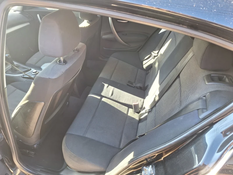 BMW 120 2.0, снимка 8 - Автомобили и джипове - 52938611