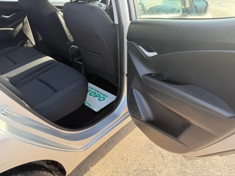 Hyundai Ix20 1.6 DIZEL, 116 коня , ПАРКТРОНИК, снимка 9 - Автомобили и джипове - 53596234