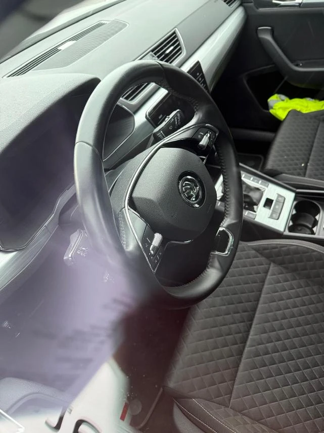 Skoda Superb ОЧАКВАН ВНОС!06. 2022гDSG-2.0TDi-150кс-ПЕРФЕКТЕН! - изображение 4