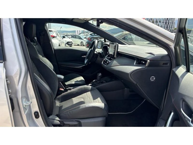 Toyota Corolla 2.0HSD LOUNGE | Mobile.bg � ����������� 6