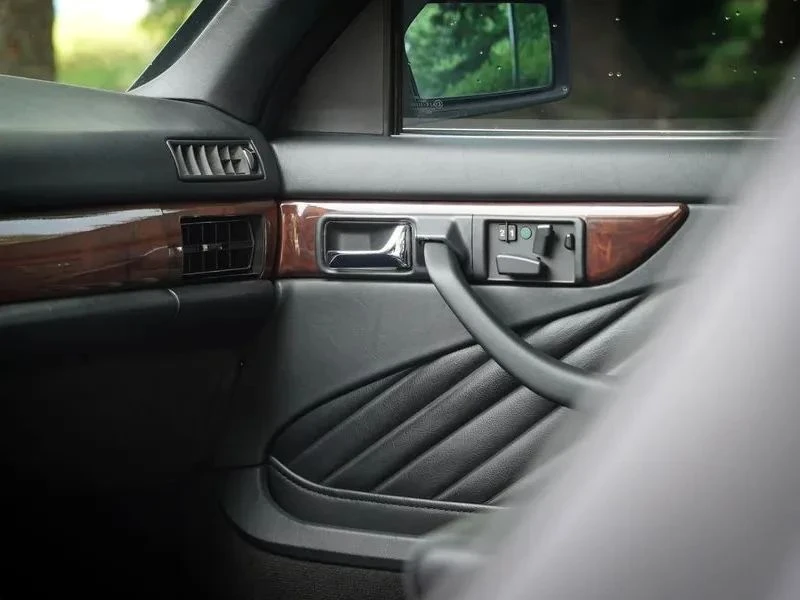 Mercedes-Benz S 560 | Mobile.bg � ����������� 17