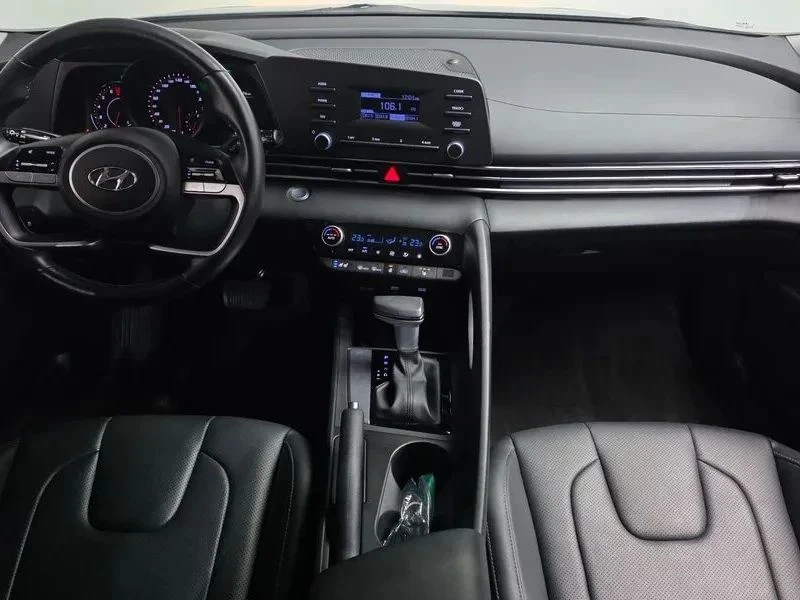 Hyundai Elantra, снимка 6 - Автомобили и джипове - 56723505