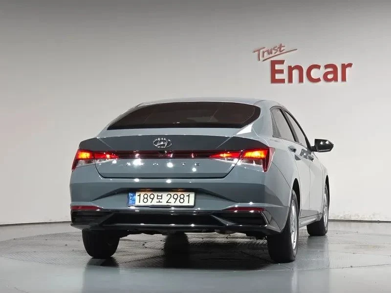 Hyundai Elantra, снимка 3 - Автомобили и джипове - 56723505