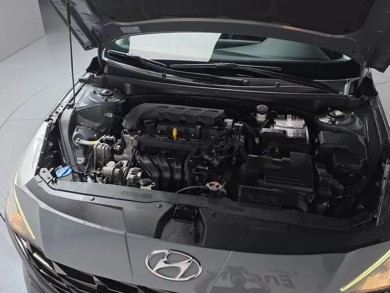 Hyundai Elantra, снимка 5 - Автомобили и джипове - 56723505