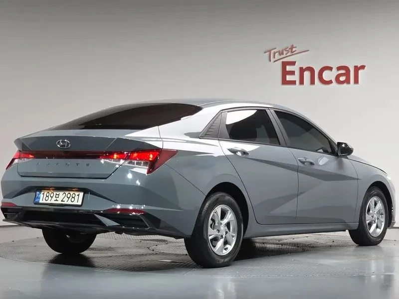 Hyundai Elantra, снимка 2 - Автомобили и джипове - 56723505