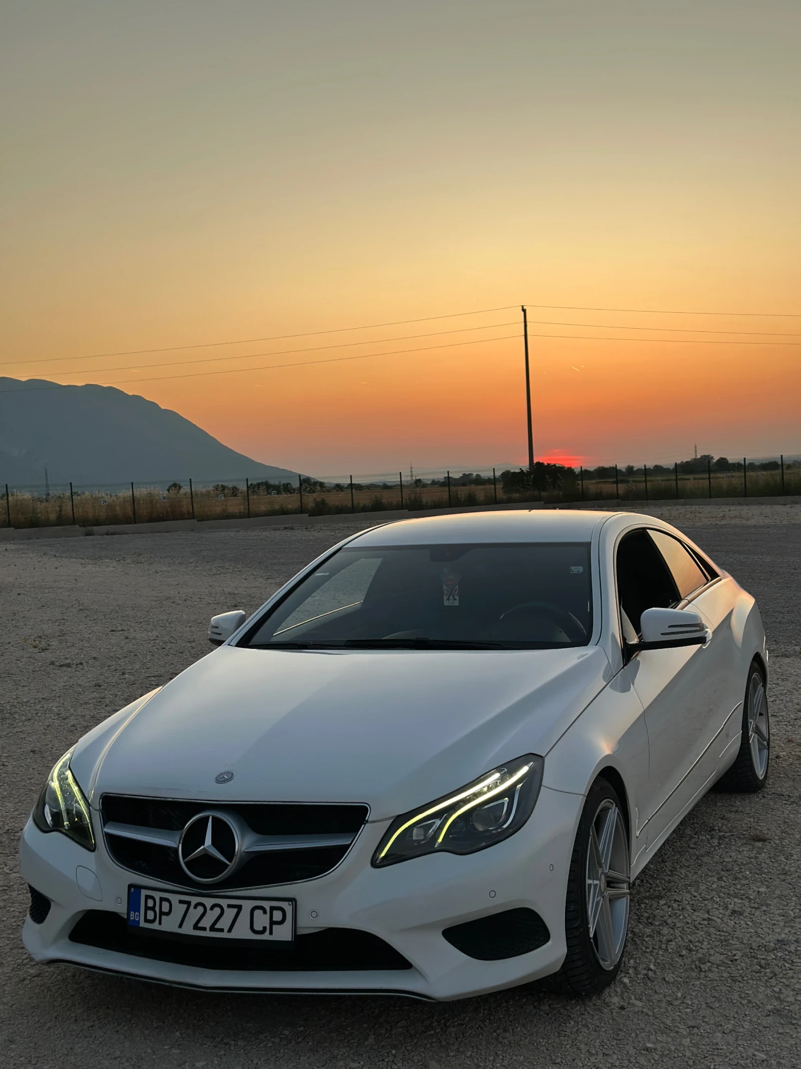 Mercedes-Benz E 220 E220, снимка 1