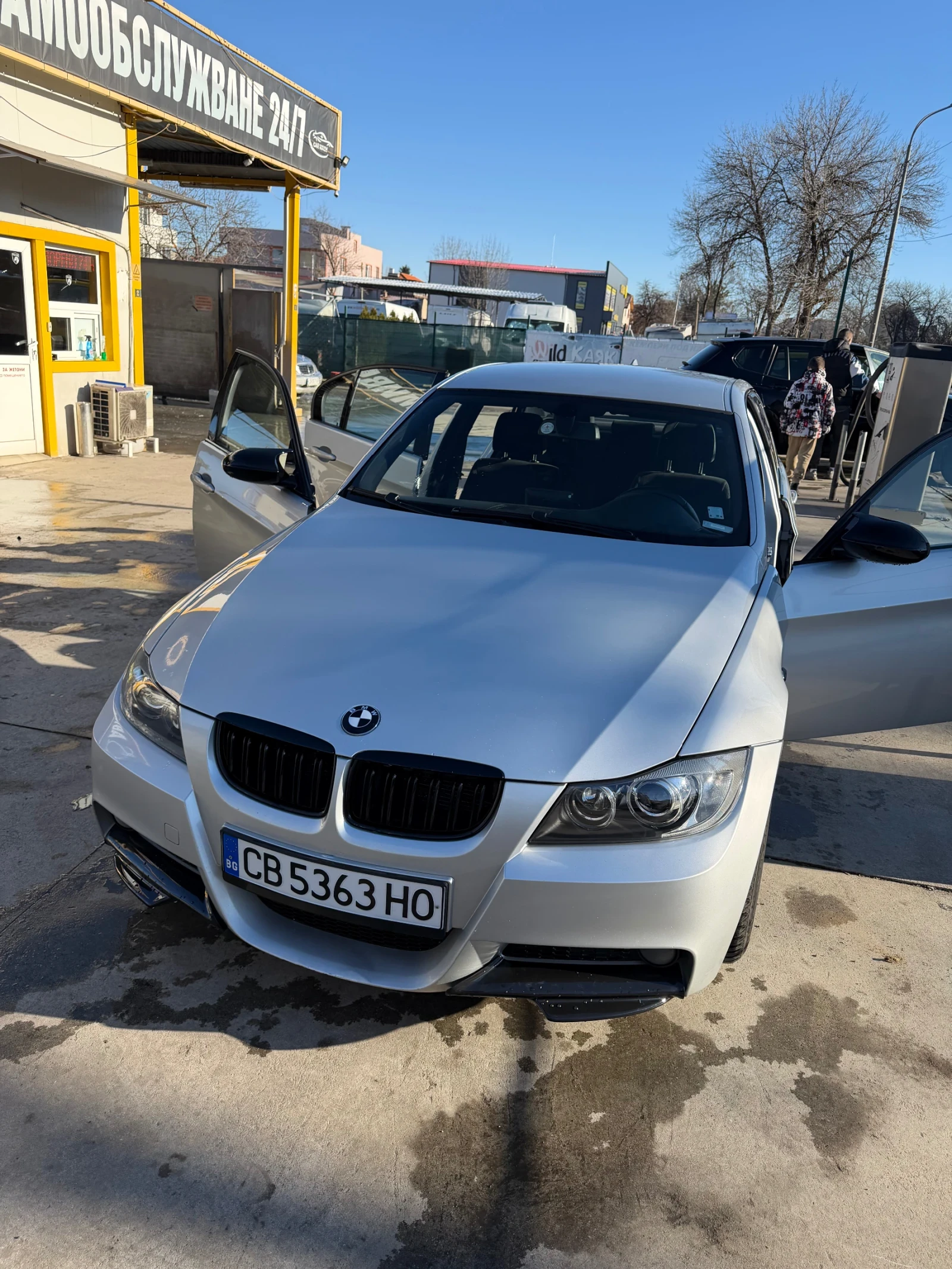 BMW 320, снимка 1
