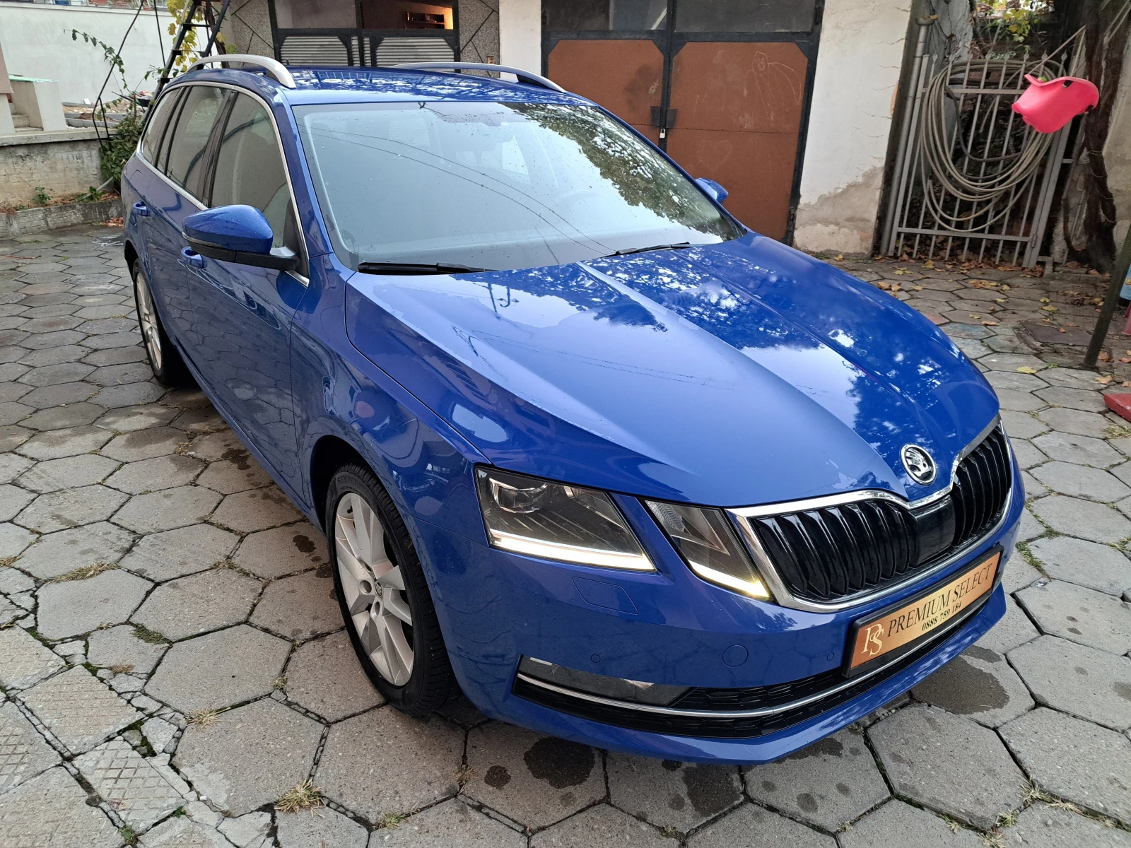 Skoda Octavia 2.0TDI 184 к.с 4х4 Style - изображение 3