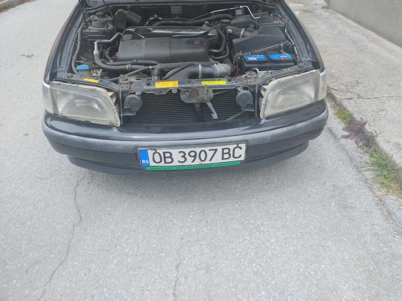 Volvo V40  - изображение 2