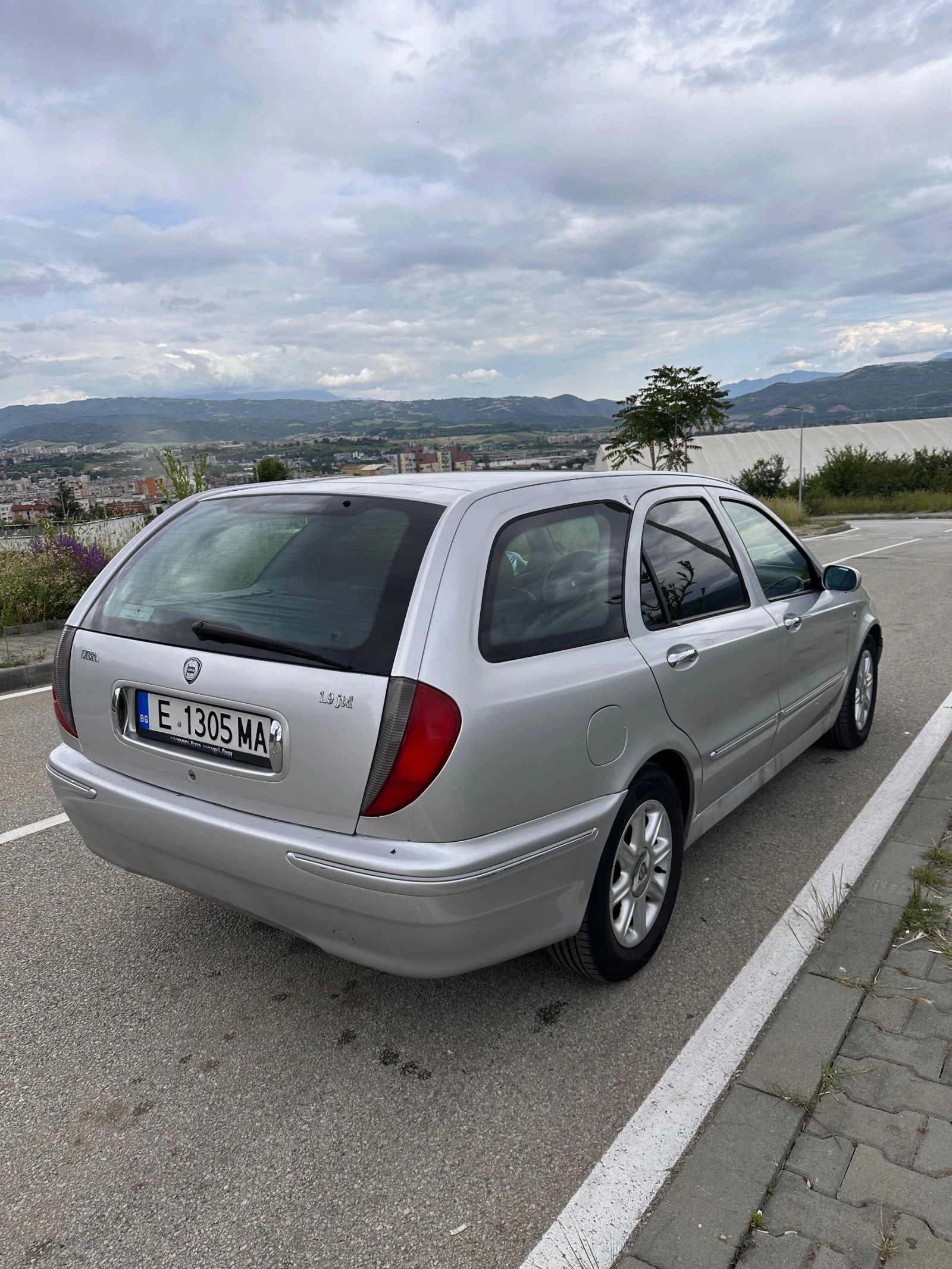 Lancia Lybra  - изображение 7