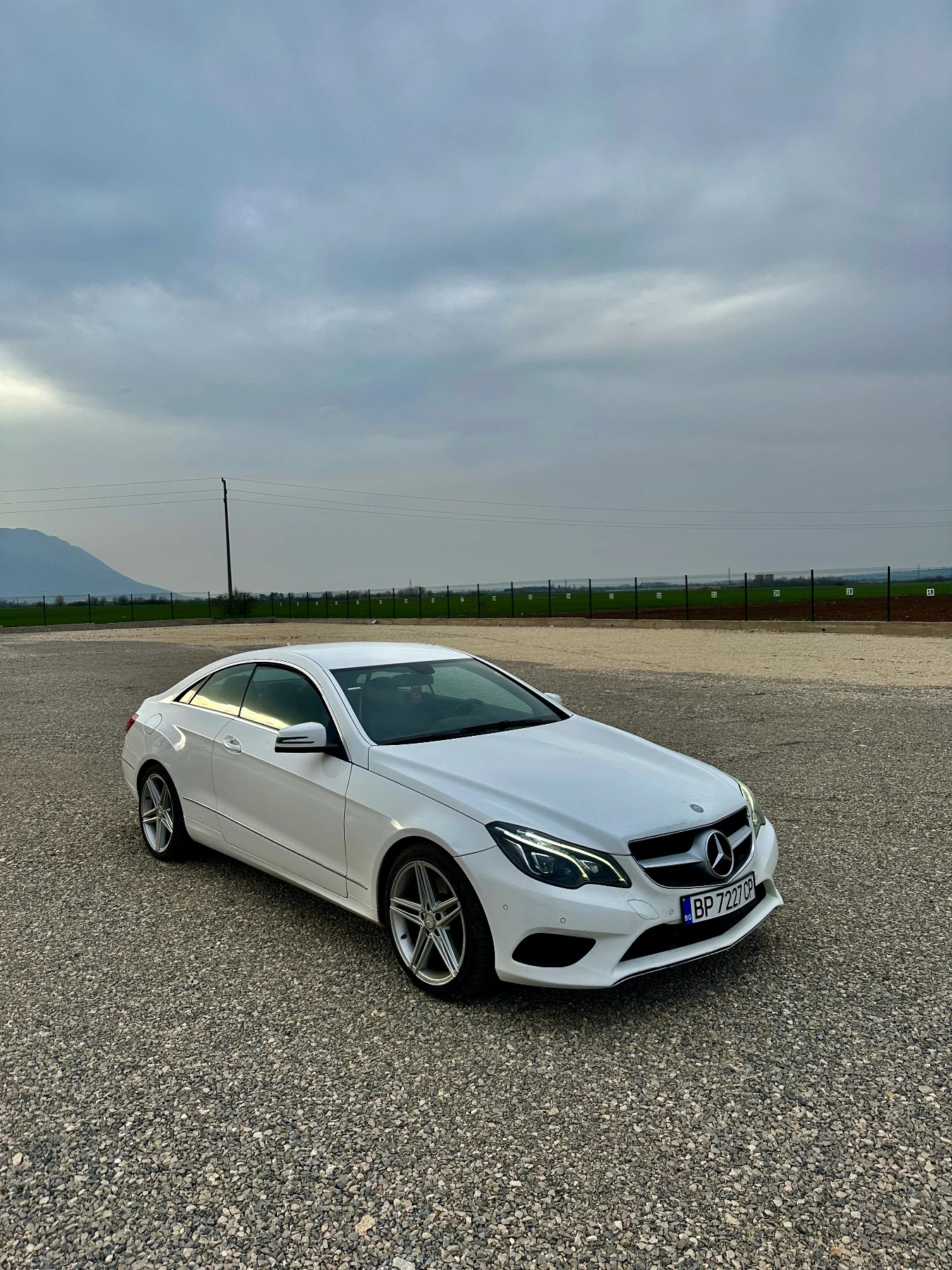 Mercedes-Benz E 220 E220 - изображение 4