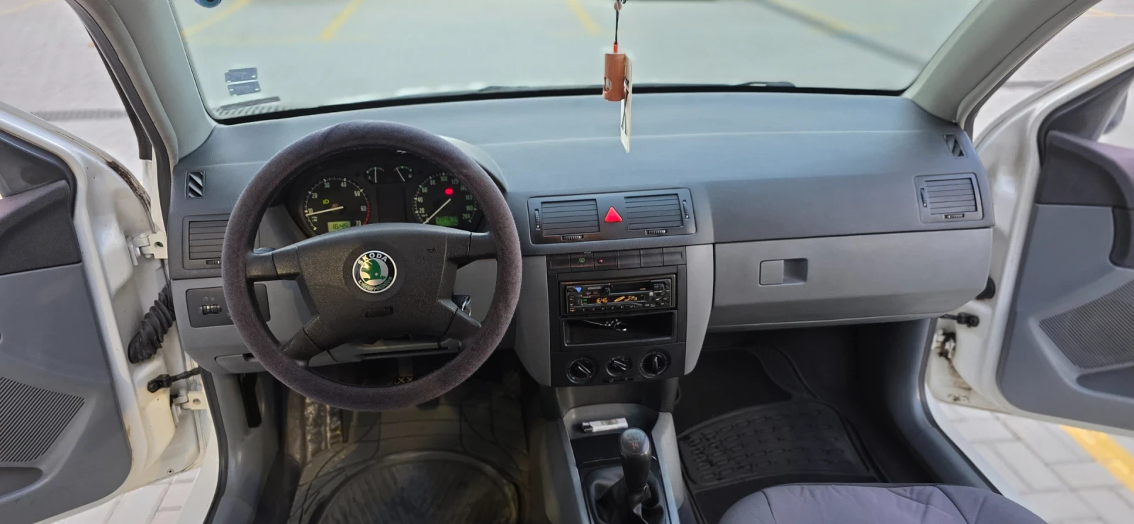 Skoda Fabia 1.4   | Mobile.bg   12