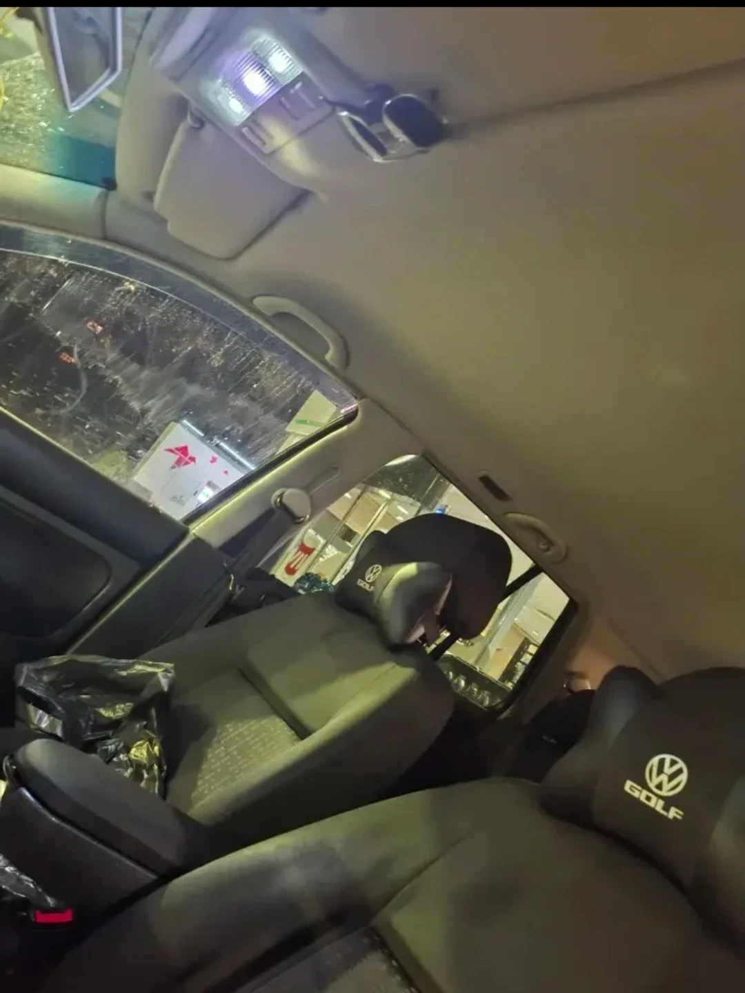 VW Golf 1.9 101, снимка 9 - Автомобили и джипове - 53727610