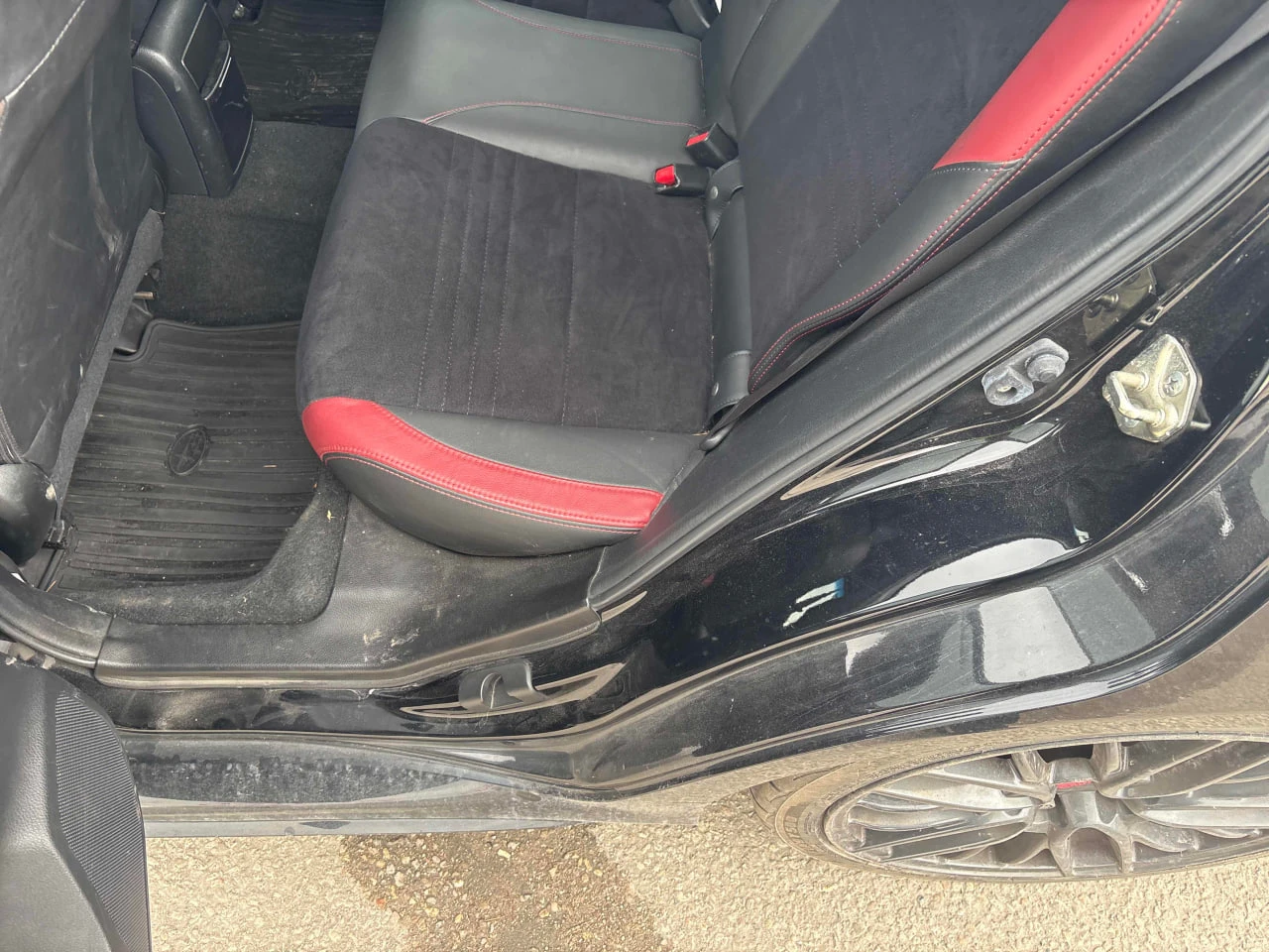 Subaru WRX * 4dr Sdn Man w/Sport Pkg* MANUAL* PANO* ПОДГРЕВ* , снимка 12 - Автомобили и джипове - 53810491