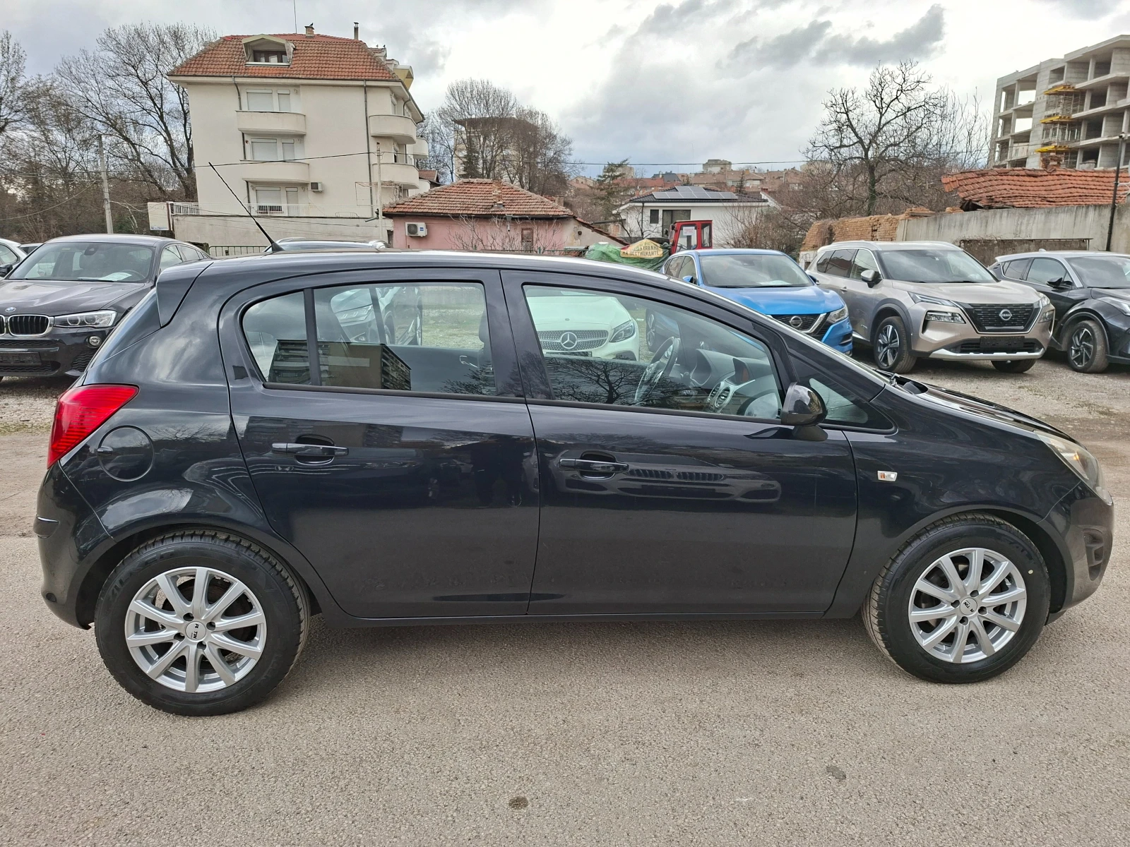 Opel Corsa 1.2i-euro5a.4cylider, снимка 5 - Автомобили и джипове - 53914380