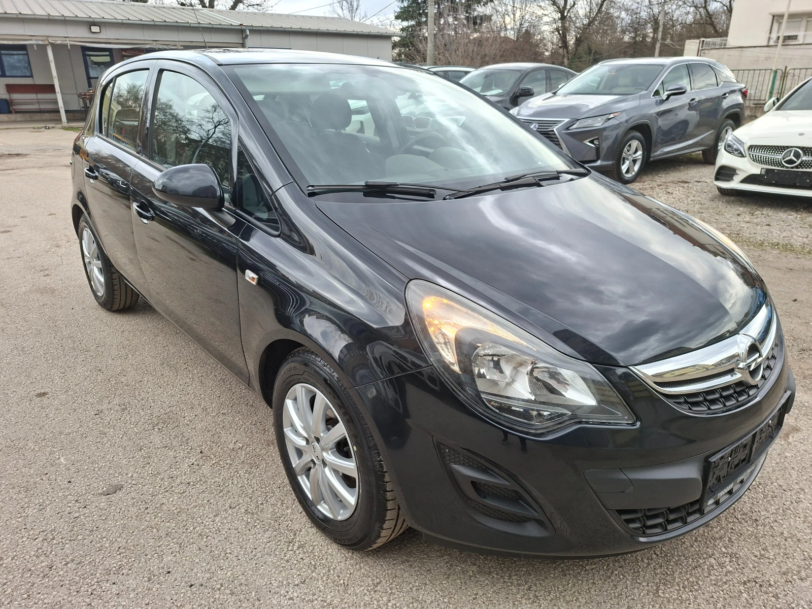 Opel Corsa 1.2i-euro5a.4cylider, снимка 3 - Автомобили и джипове - 53914380