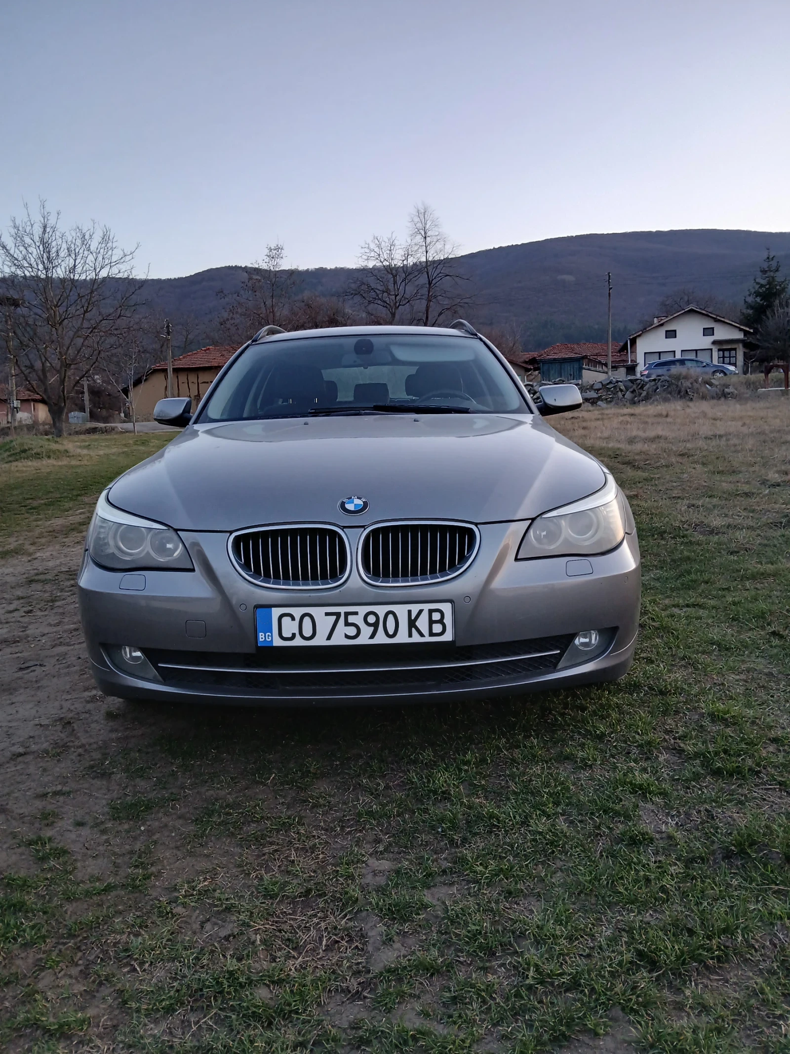 BMW 523, снимка 8 - Автомобили и джипове - 53937260