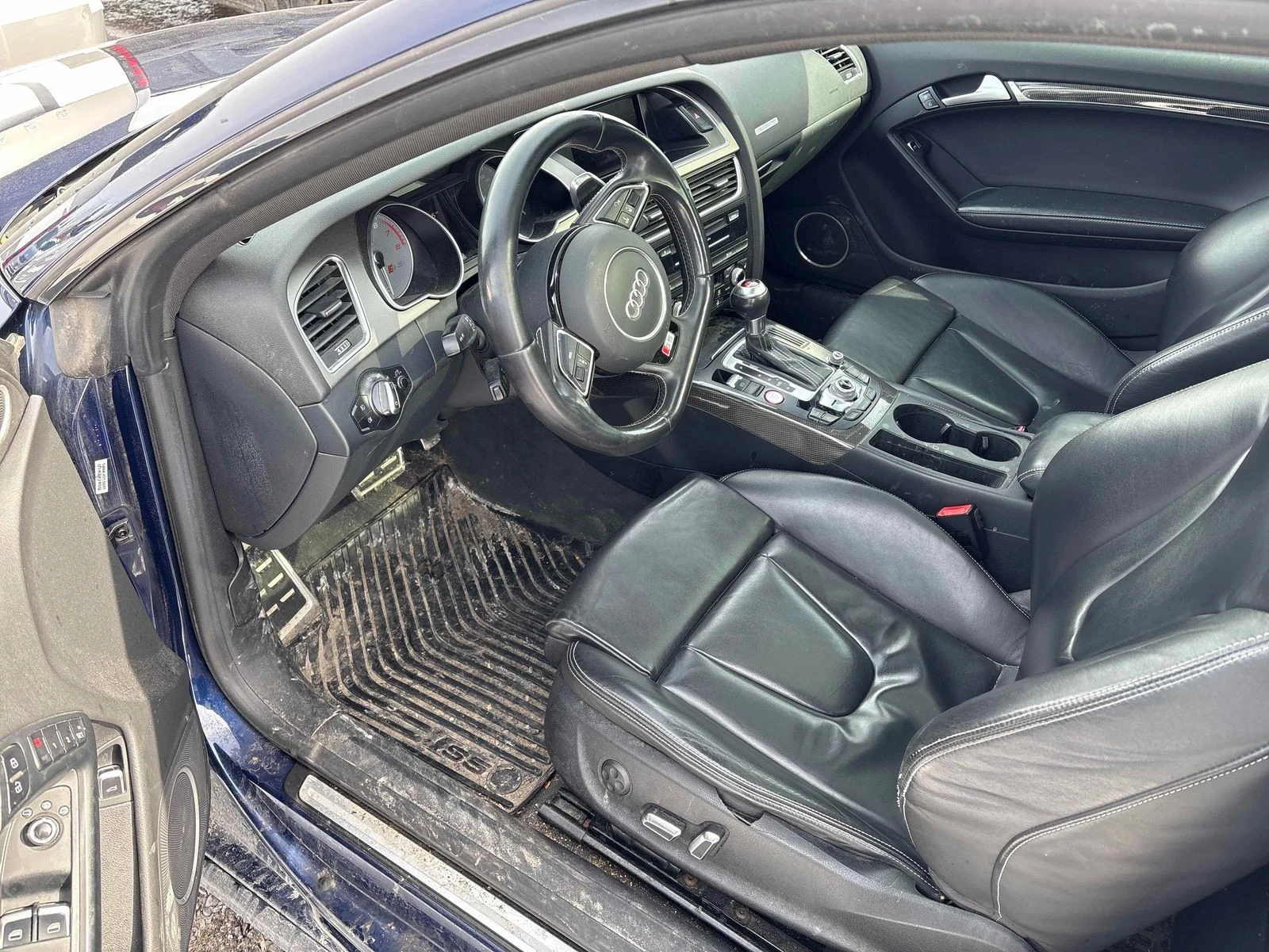 Audi S5  С РЕГИСТРАЦИЯ & АВТО КРЕДИТ , снимка 6 - Автомобили и джипове - 53972513