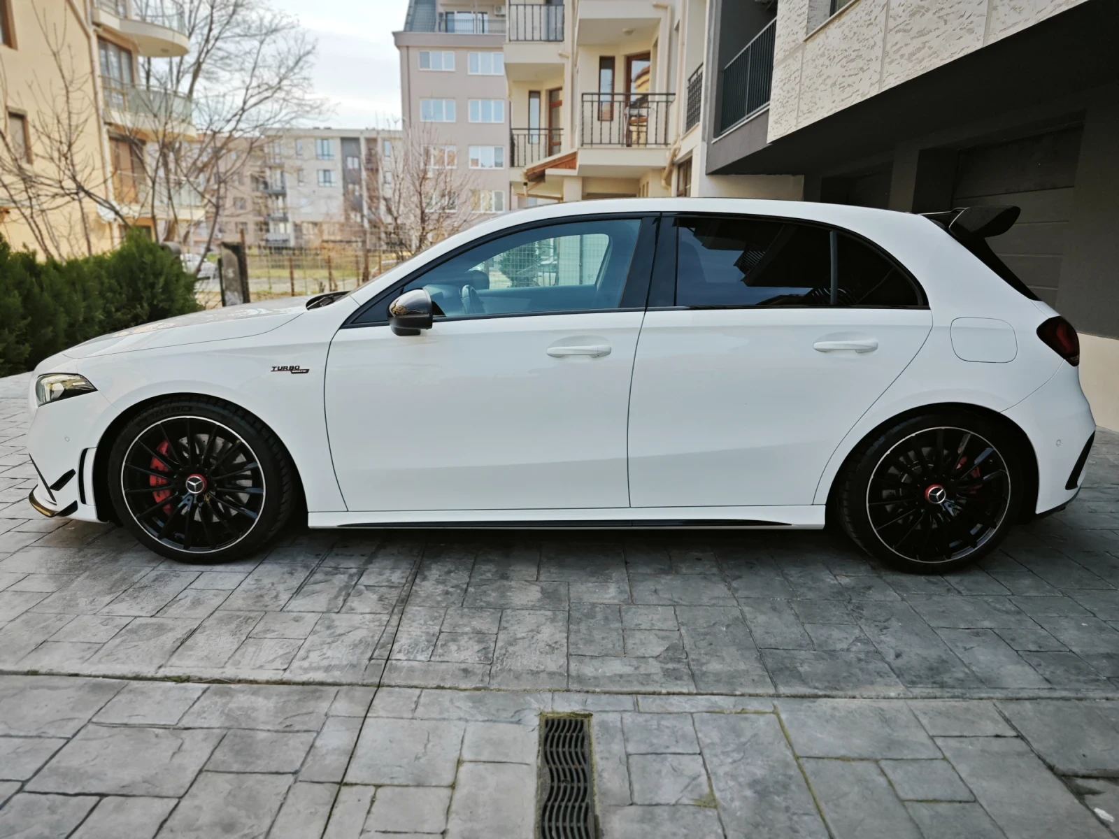 Mercedes-Benz A 35, снимка 5 - Автомобили и джипове - 53989951