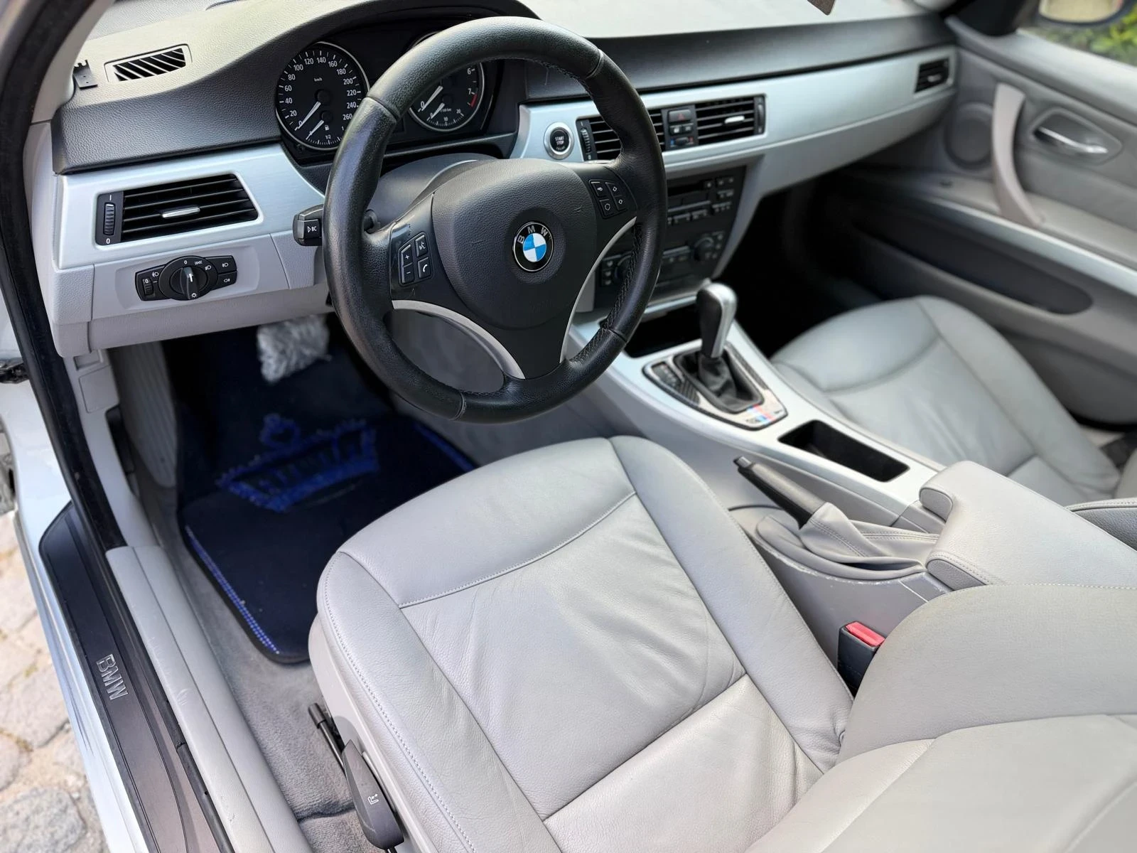 BMW 325 Е90 / 325i / АВТОМАТ / ТОП, снимка 12 - Автомобили и джипове - 54439885