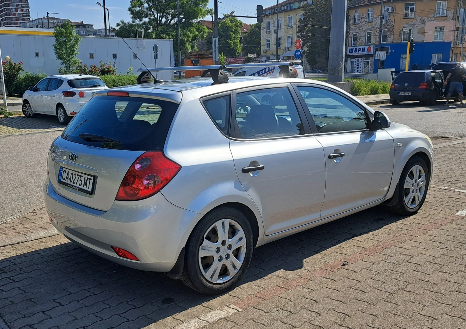 Kia Ceed CVVT 1.4, снимка 9 - Автомобили и джипове - 54637368