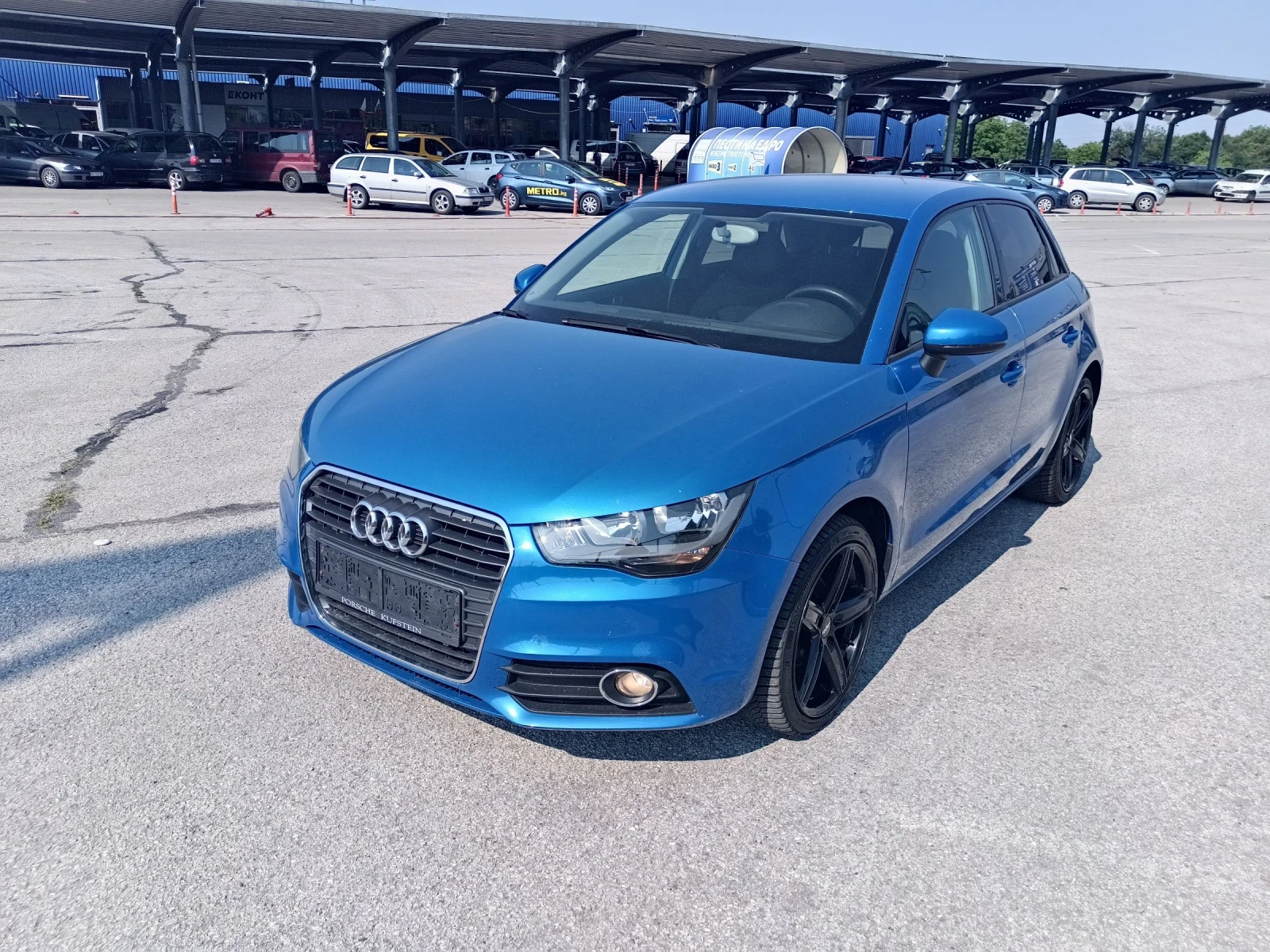 Audi A1 Sportback 1.6TDi Ambient , снимка 2 - Автомобили и джипове - 55117389