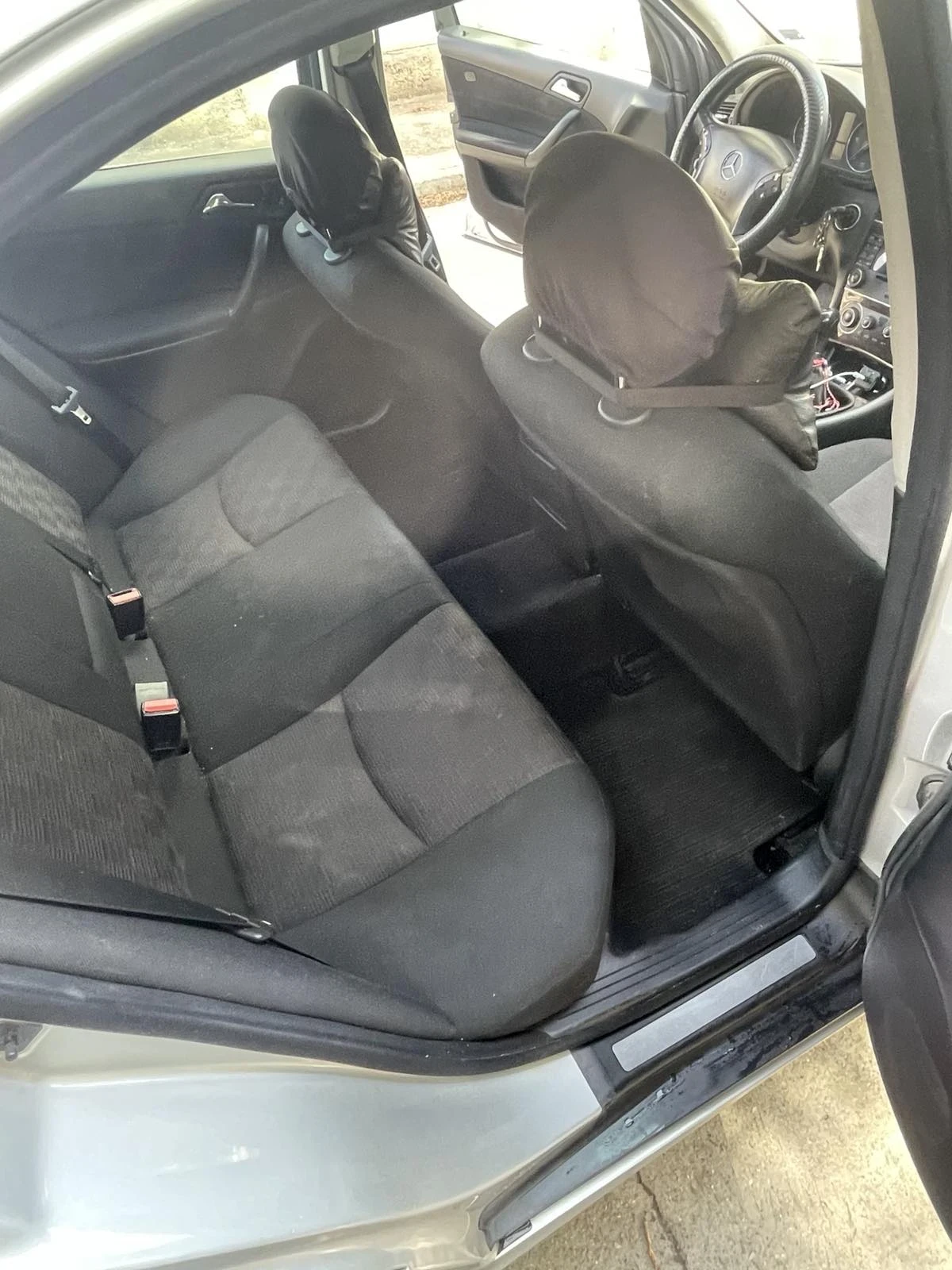 Mercedes-Benz C 220, снимка 6 - Автомобили и джипове - 55423783