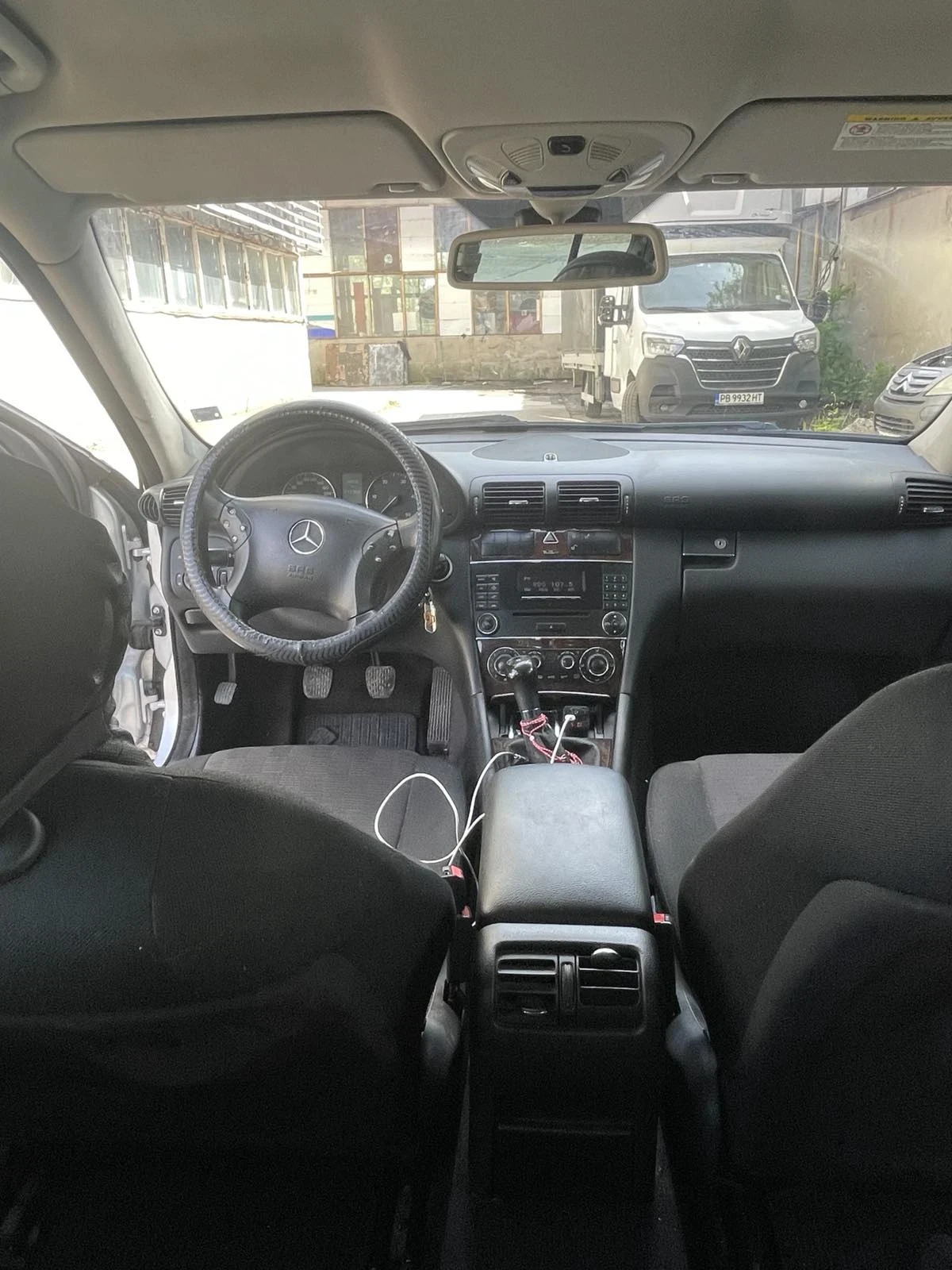 Mercedes-Benz C 220, снимка 9 - Автомобили и джипове - 55423783