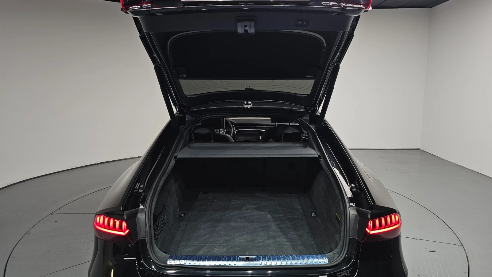 Audi A7 Quattro, снимка 3 - Автомобили и джипове - 55635509