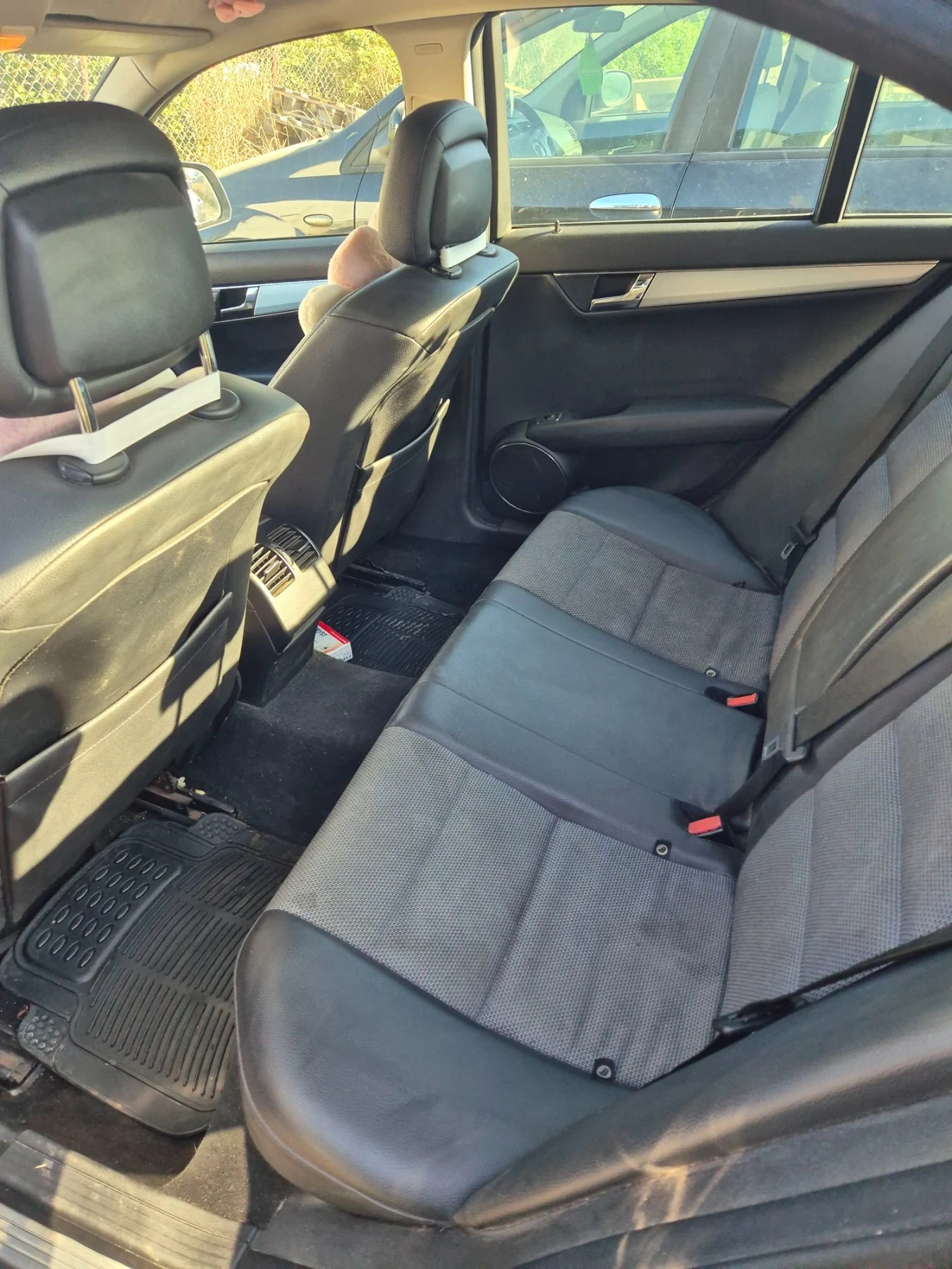 Mercedes-Benz C 200, снимка 4 - Автомобили и джипове - 55673782