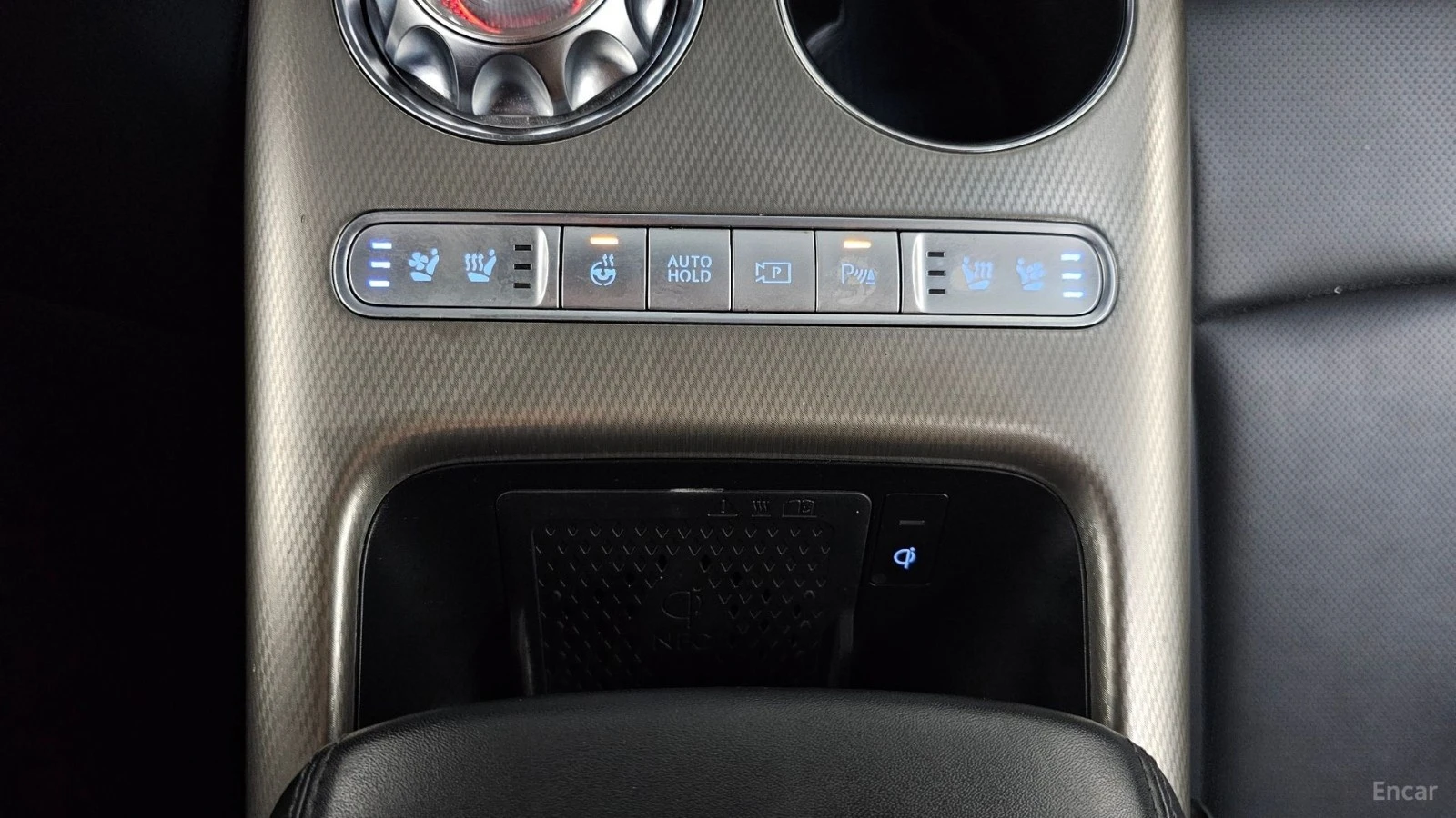 Genesis GV60 AWD, снимка 17 - Автомобили и джипове - 56112465