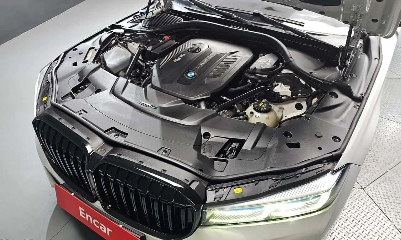 BMW 740 Ld xDrive M Sport | АВТОФИНАНСИРАНЕ, снимка 6 - Автомобили и джипове - 56184861