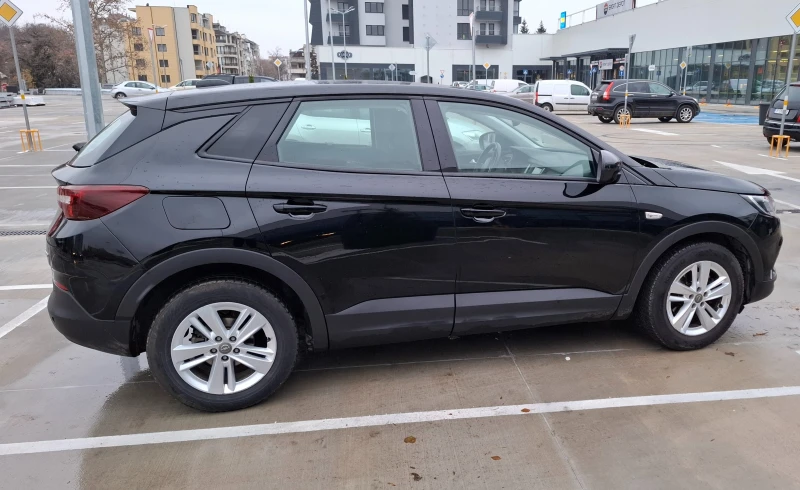 Opel Grandland X, снимка 4 - Автомобили и джипове - 49218613