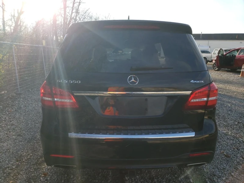 Mercedes-Benz GLS 500, снимка 6 - Автомобили и джипове - 48735693