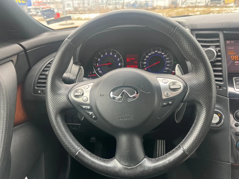 Infiniti Fx 37, снимка 16 - Автомобили и джипове - 48752091