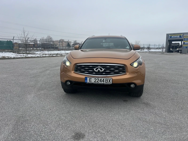 Infiniti Fx 37, снимка 2 - Автомобили и джипове - 48752091