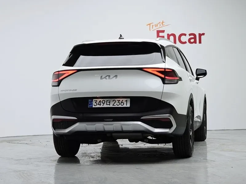 Kia Sportage 2.0 2Wd Prestige - САМО 30% АВАНС, снимка 4 - Автомобили и джипове - 55787535