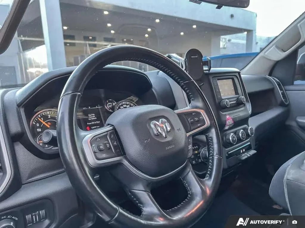 Dodge RAM 1500 * Big Horn * CARFAX * ЦЕНА ДО БГ, снимка 8 - Автомобили и джипове - 53748916