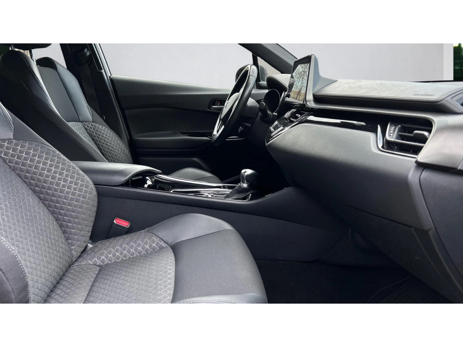 Toyota C-HR Месечна вноска от 296  , снимка 6 - Автомобили и джипове - 54088751