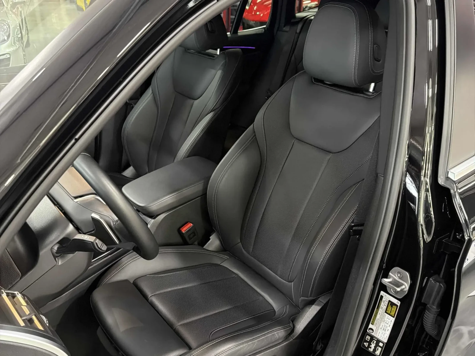 BMW X3 xDrive30i * Keyless * CARFAX * АВТО КРЕДИТ * , снимка 8 - Автомобили и джипове - 54935218