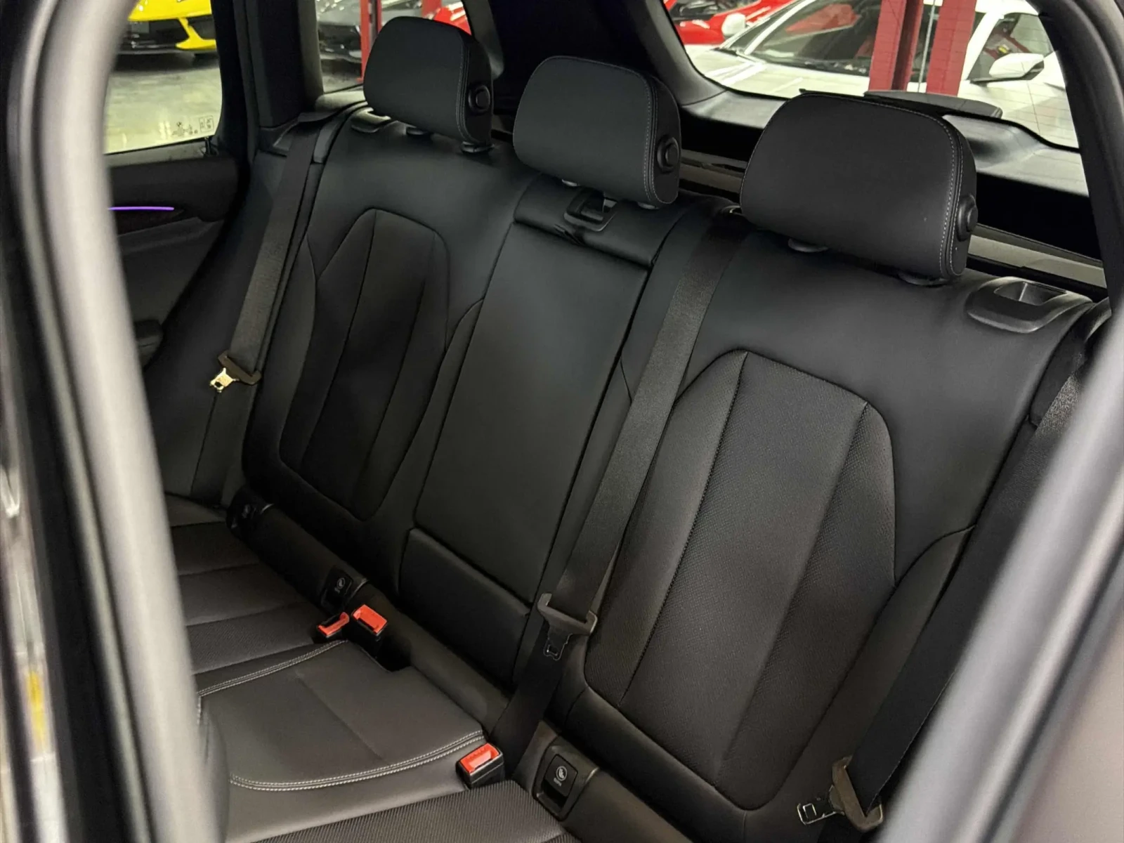 BMW X3 xDrive30i * Keyless * CARFAX * АВТО КРЕДИТ * , снимка 11 - Автомобили и джипове - 54935218
