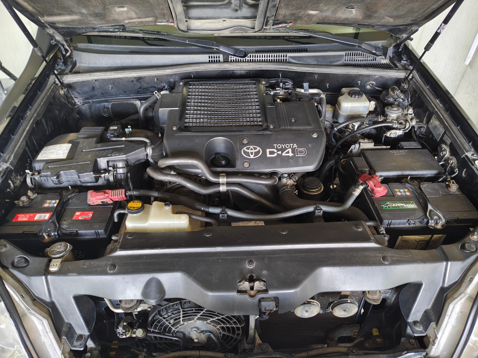 Toyota Land cruiser 3.0 D4D, снимка 17 - Автомобили и джипове - 55358545
