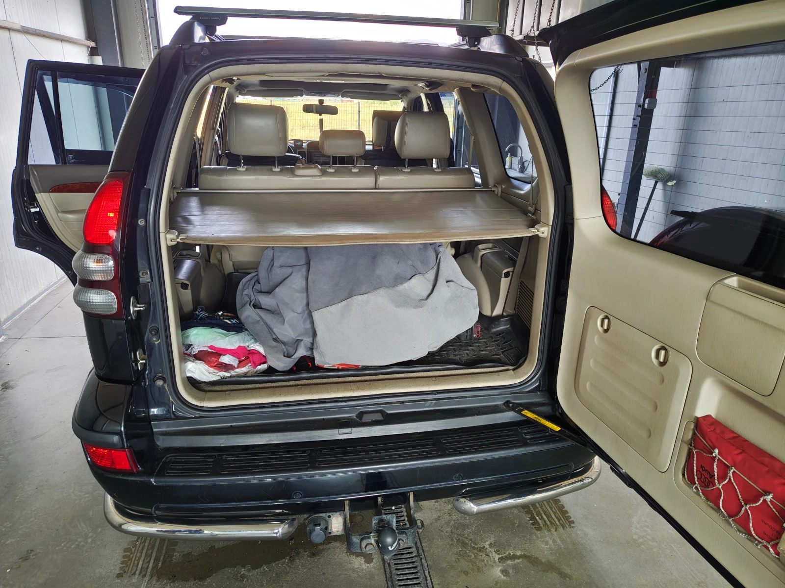 Toyota Land cruiser 3.0 D4D, снимка 9 - Автомобили и джипове - 55358545