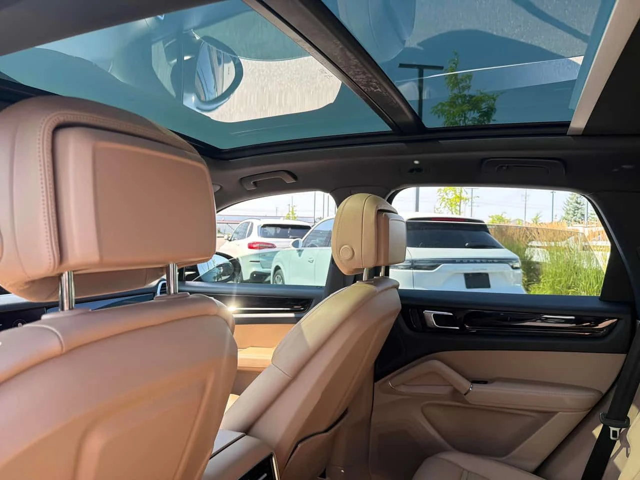 Porsche Cayenne * AWD * CARFAX * ЦЕНА ДО БГ, снимка 11 - Автомобили и джипове - 55646289