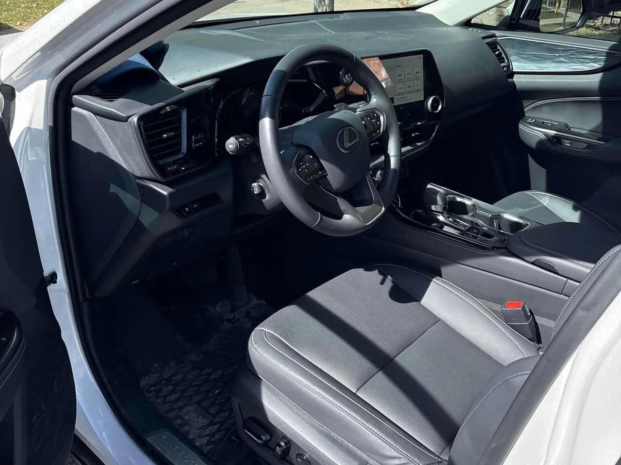 Lexus NX 350h  AWD * �����* �����* 360* ����*  | Mobile.bg � ����������� 5