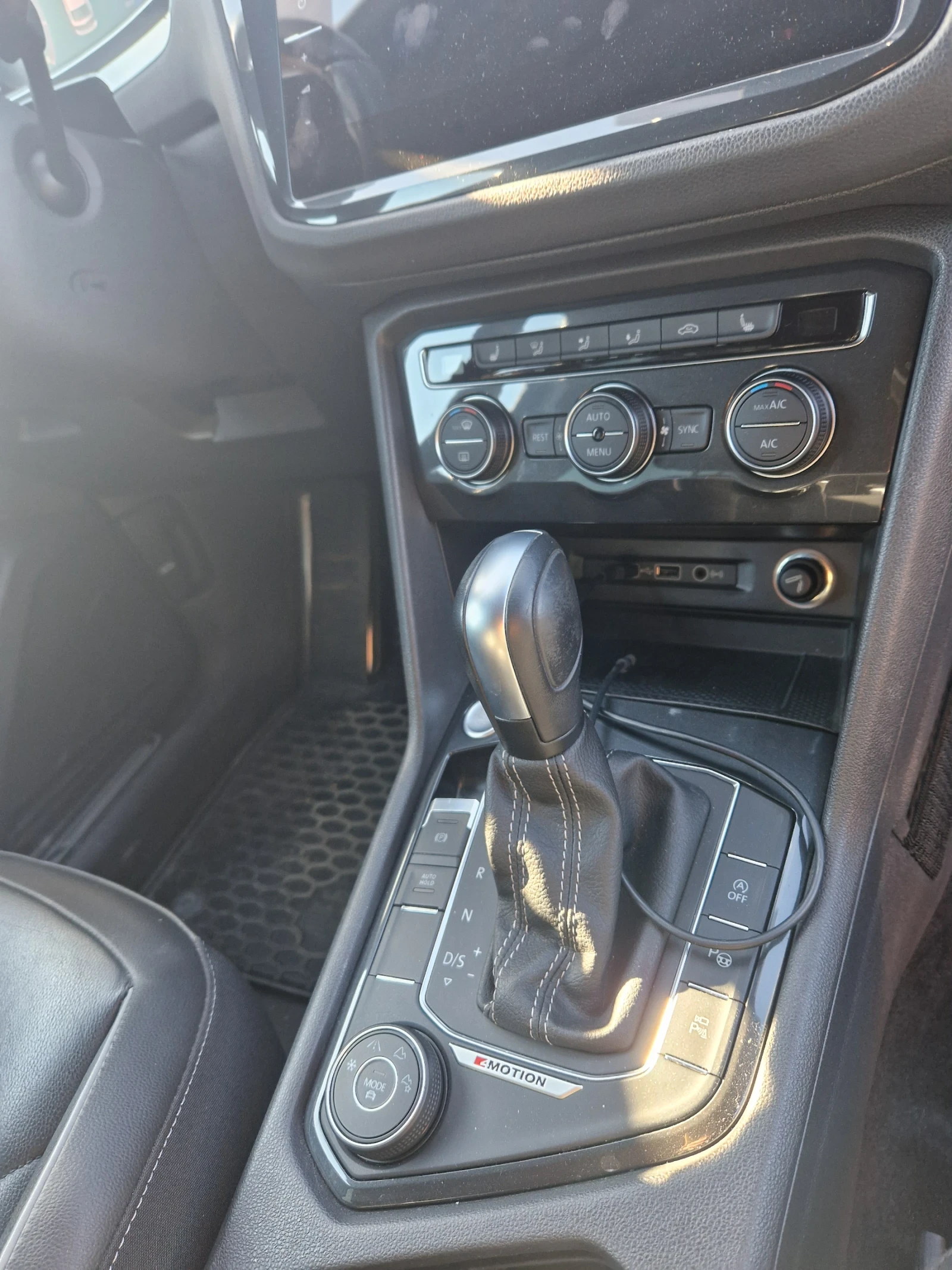 VW Tiguan Allspace, снимка 9 - Автомобили и джипове - 56635737